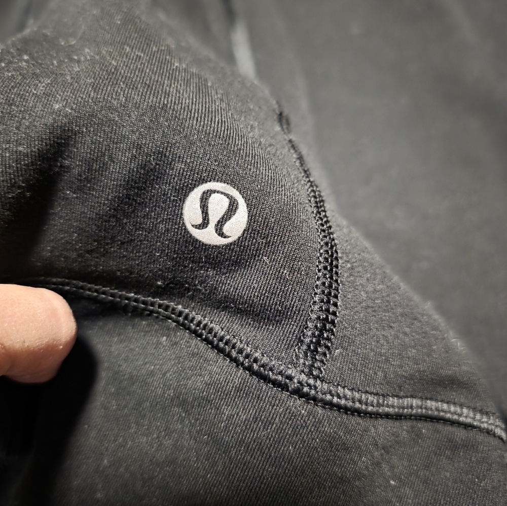 Lululemon Define Hoodie - Picture 4 of 6